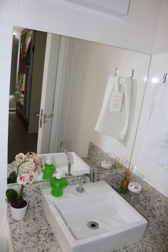 Bonabrigo Hostel & Suites Balneario Camboriu Bagian luar foto